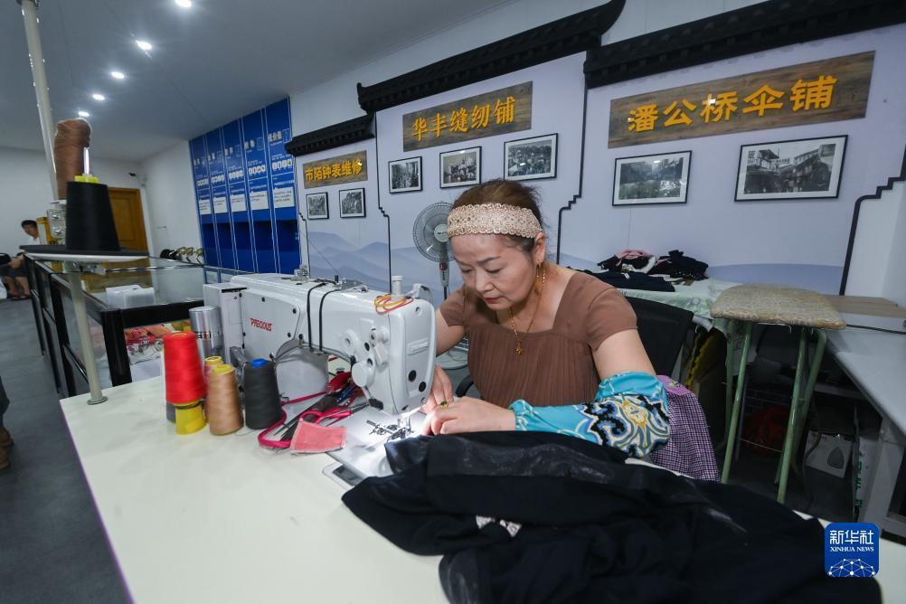 森林最多可以几个人一起玩